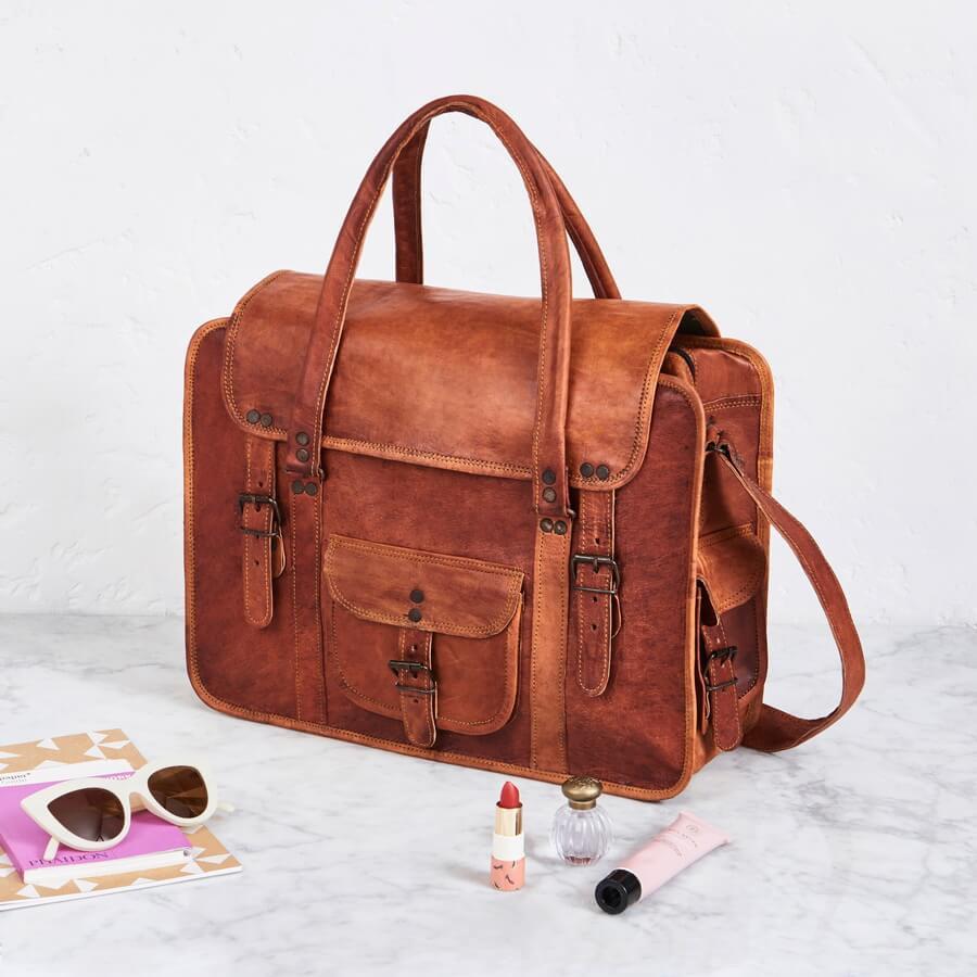 Leather Overnight Bag | Stone and Woods
